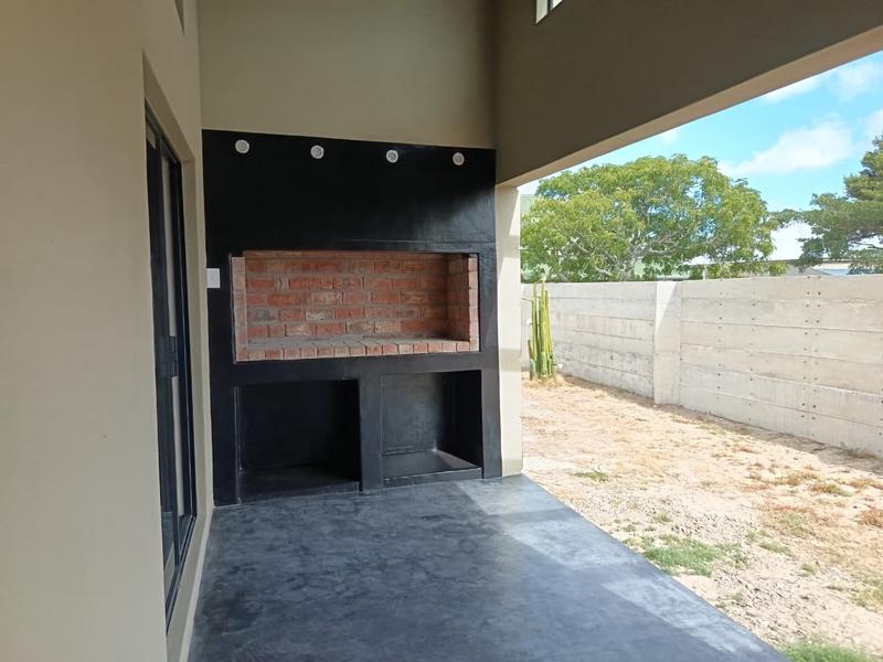 3 Bedroom Property for Sale in Albertinia Western Cape
